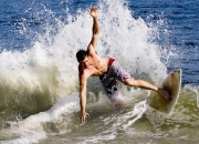 九游VIP-克莱·汤普森关键时刻定乾坤，雄鹿高效攻防速胜马刺