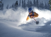 九游体育直播-英超争冠之夜，爱德华兹一锤定音，点燃绿茵终极狂想