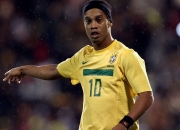 九游体育-法拉利力克雷诺车队，诺里斯点燃赛场，策略与激情的双重奏