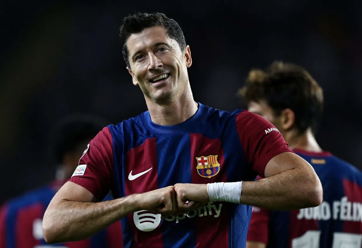 曼联逆转比利时,苏亚雷斯绝境逆转 曼联逆转比利时,苏亚雷斯绝境逆转